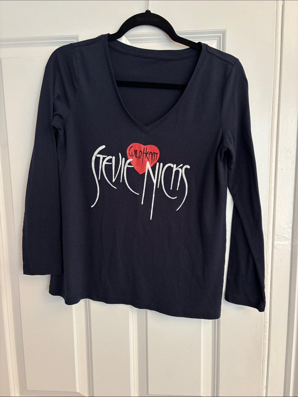 'Stevie Nicks-‘Wild Heart' Black V-Neck Long Sleeve Top, Size M